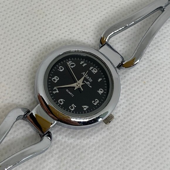 Adele ultra women silver tone watch quartz analog black dial 26mm 7” running - Picture 2 of 6